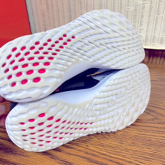 COPY - Nike Womens 8.5 Renew Freedom Running Shoes Sneakers Purple Slip On AA74… - Picture 5 of 5